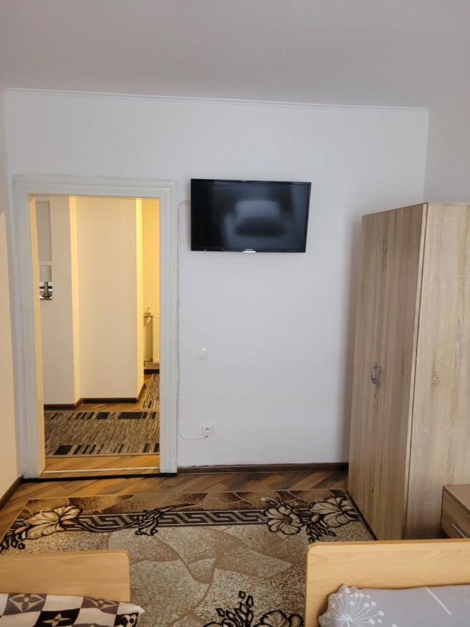 3 Zimmer Wohnung Fuer 6 Personen Gossnitz Esterno foto